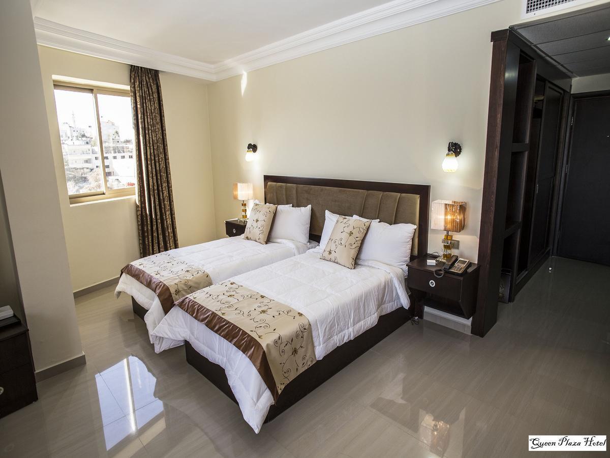 Queen Plaza Hotel Hebron Exteriör bild